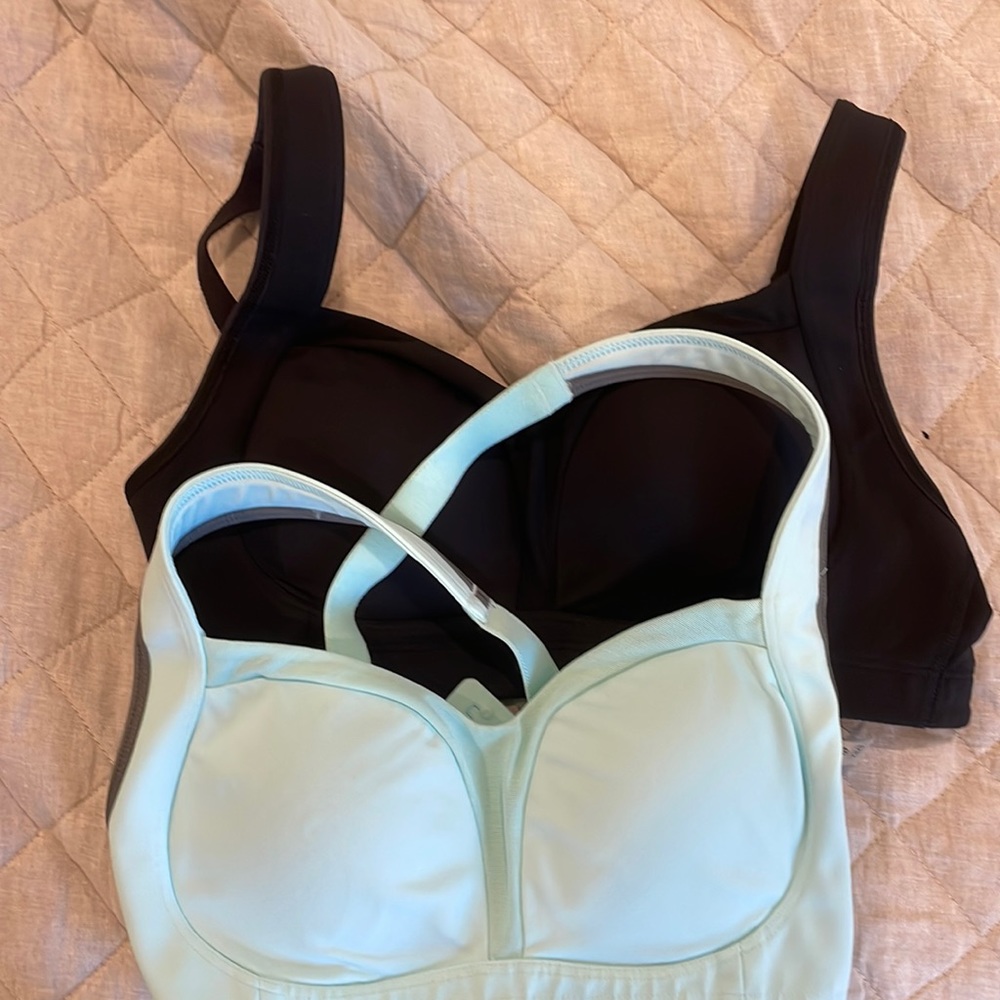 Lululemon bra